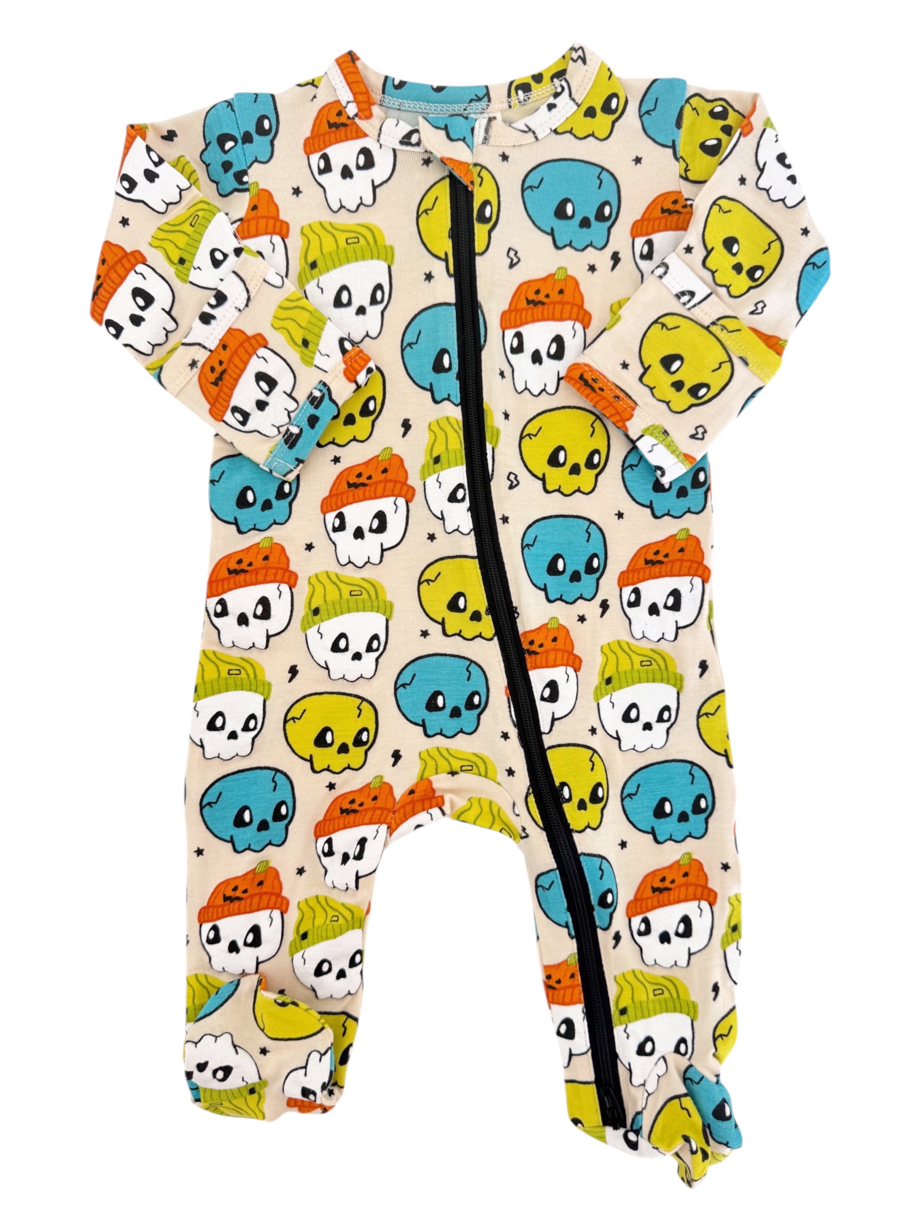 Multicolored baby jumpsuit with a playful skull print and zipper. Perfect for fun and stylish infant wear.