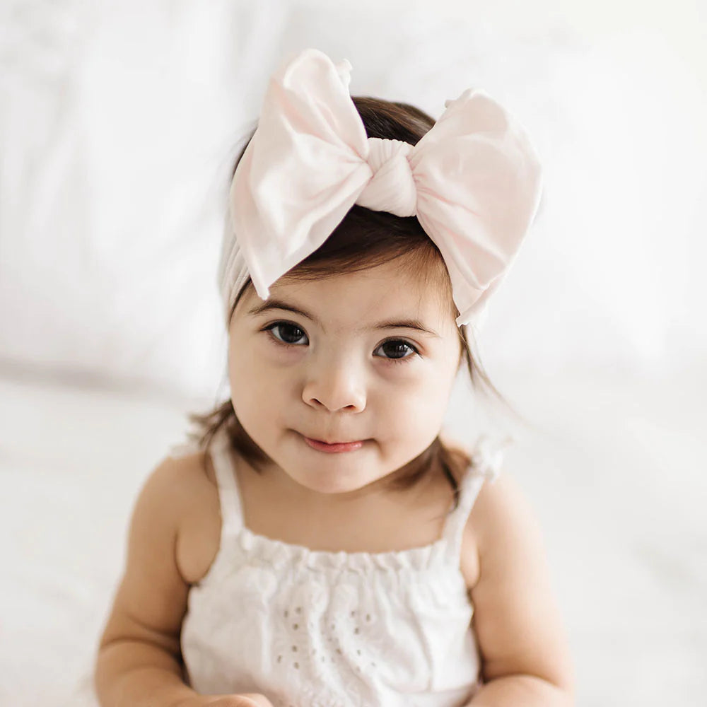 FAB-BOW-LOUS Bow, Ballet Pink