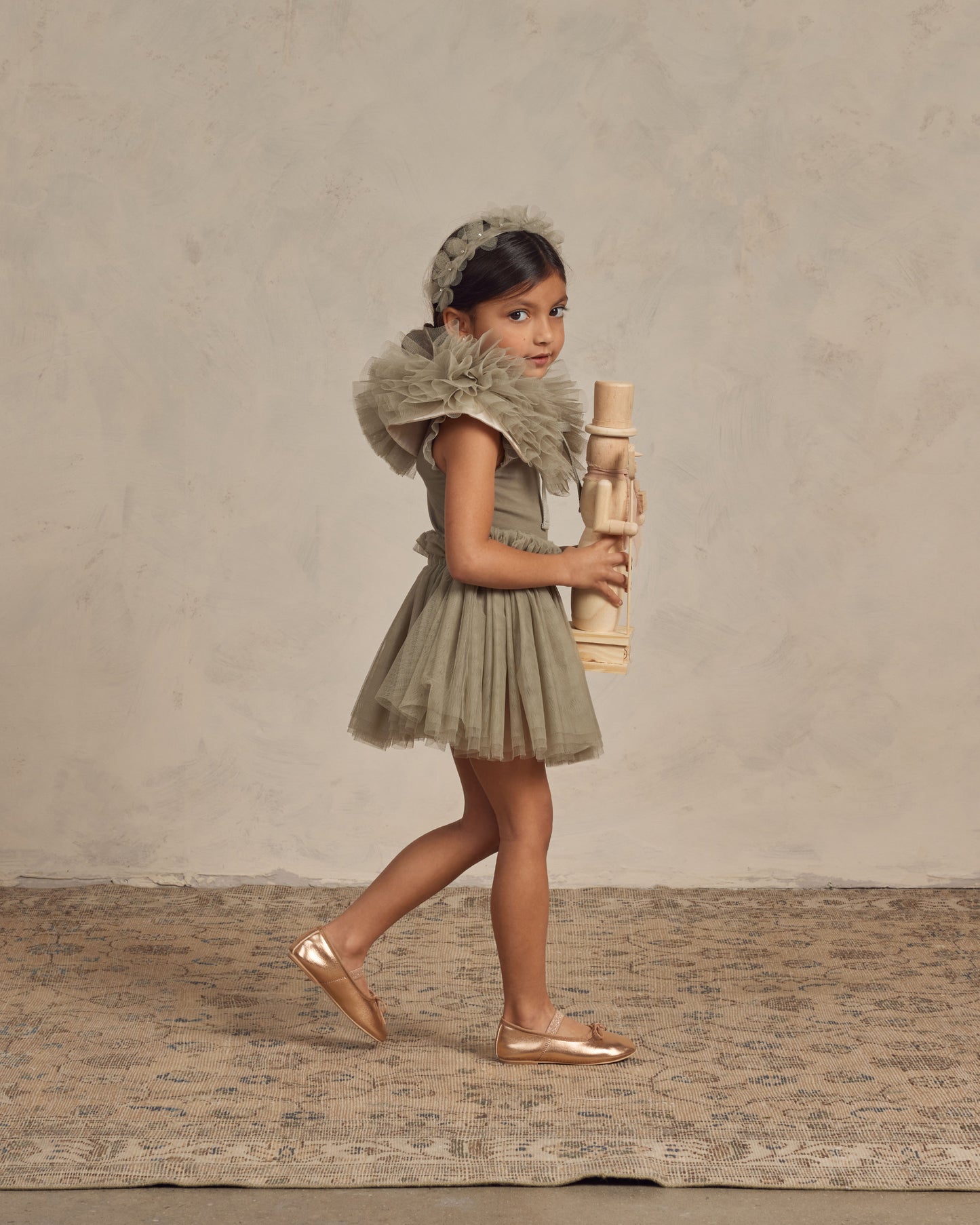Ruffle Tulle Collar, Pine