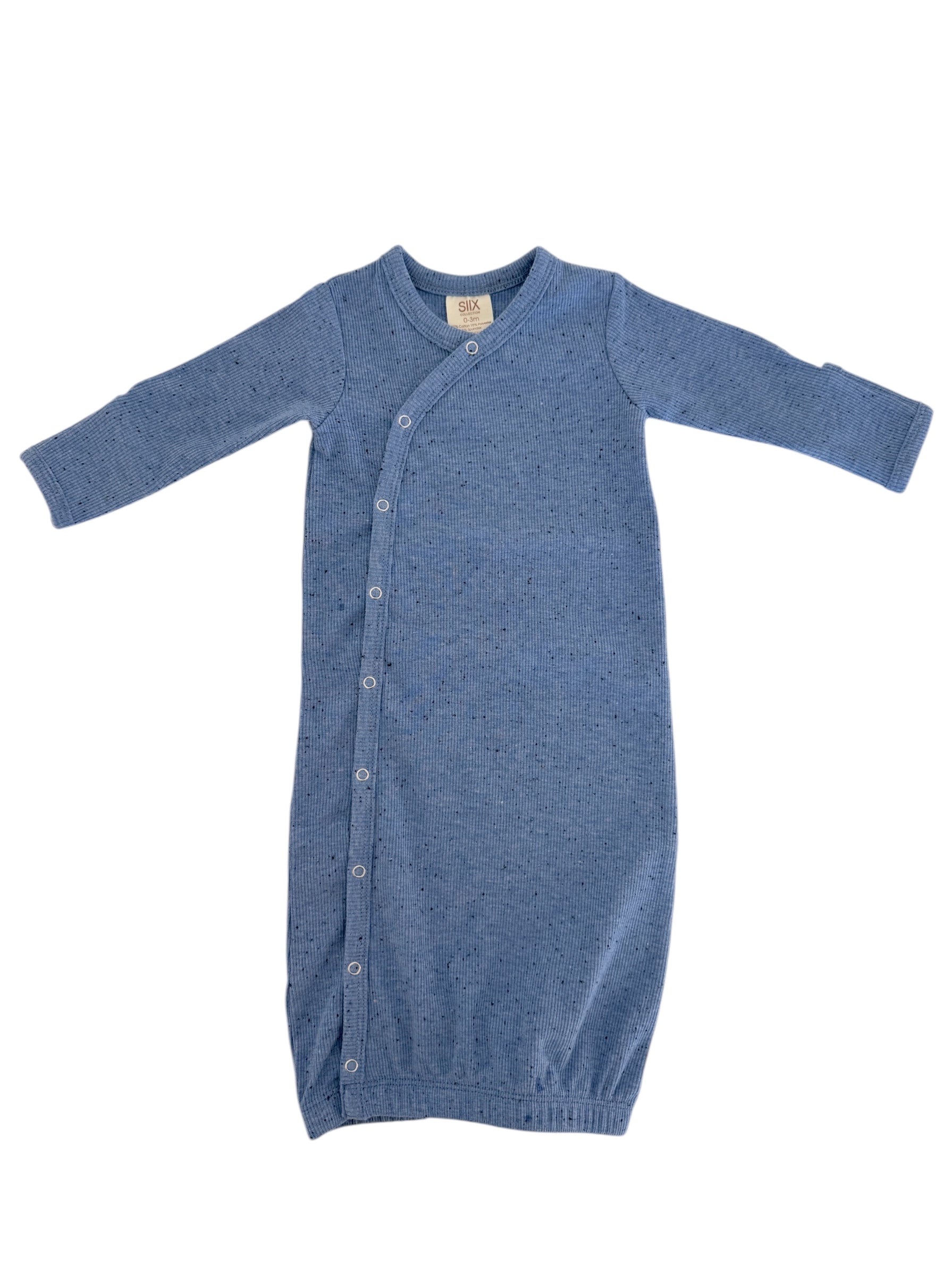 Light blue ribbed baby gown with long sleeves and side buttons. Ideal for comfortable infant wear.