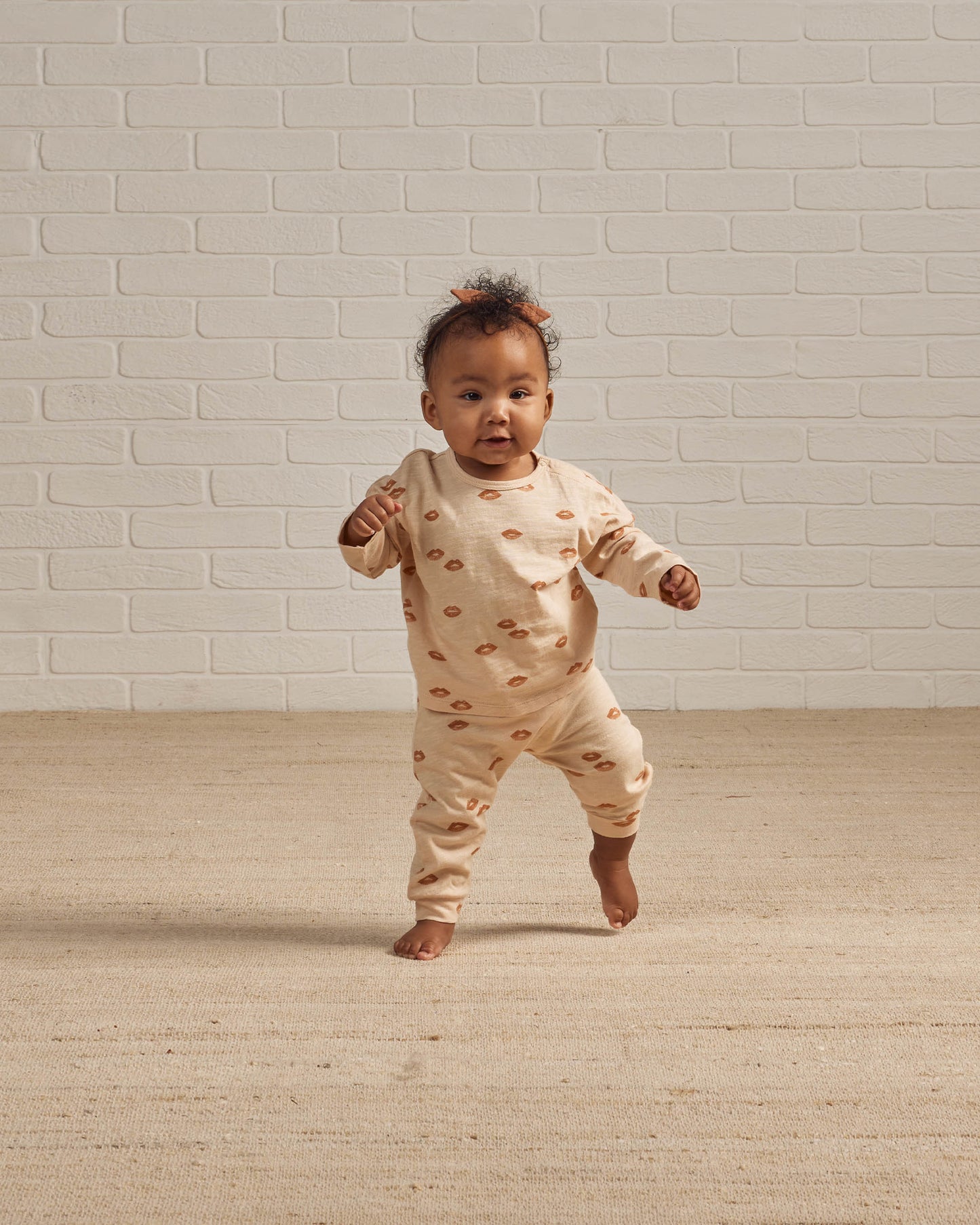 Rylee & Cru Slouch Pant, Lips