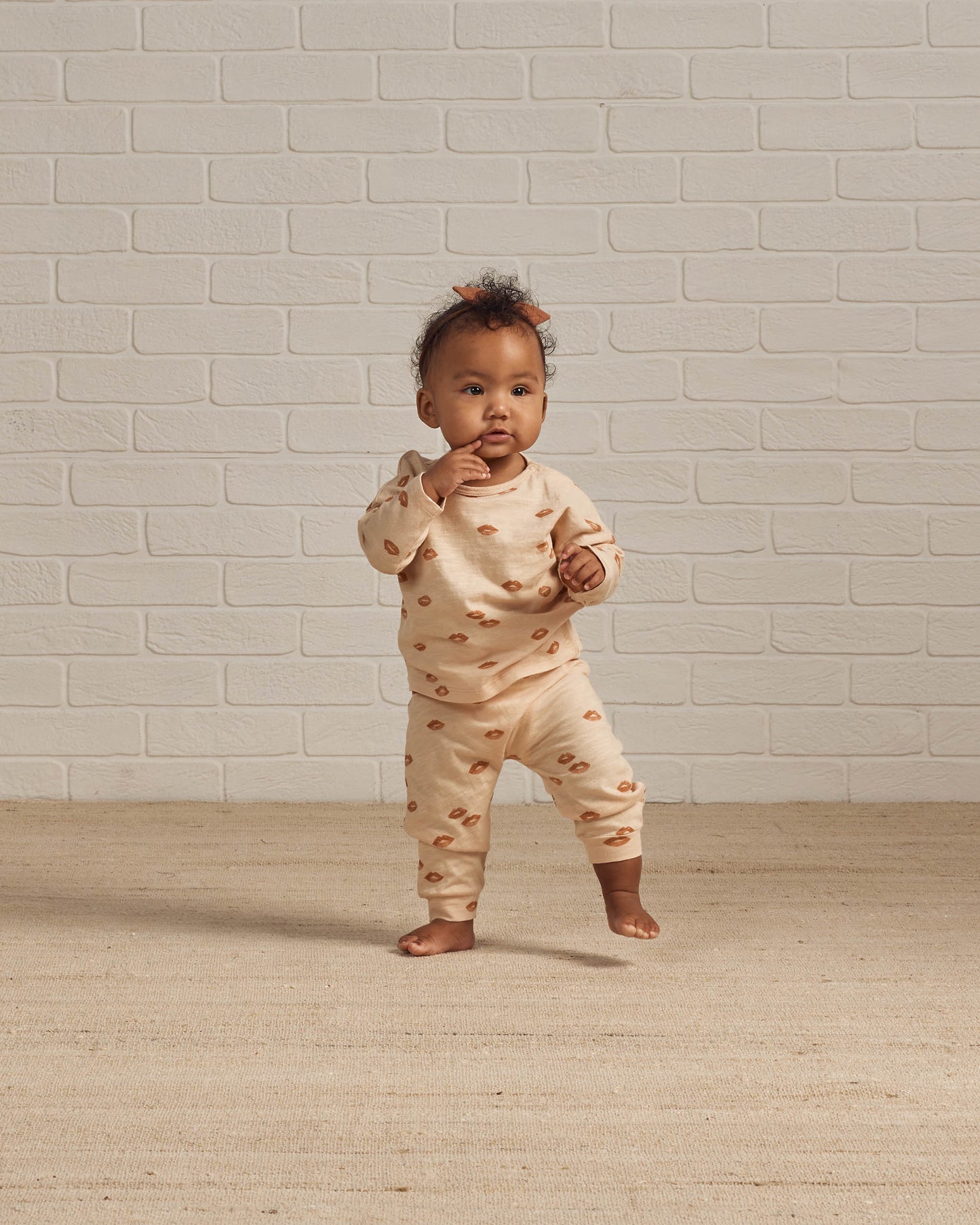 Rylee & Cru Slouch Pant, Lips