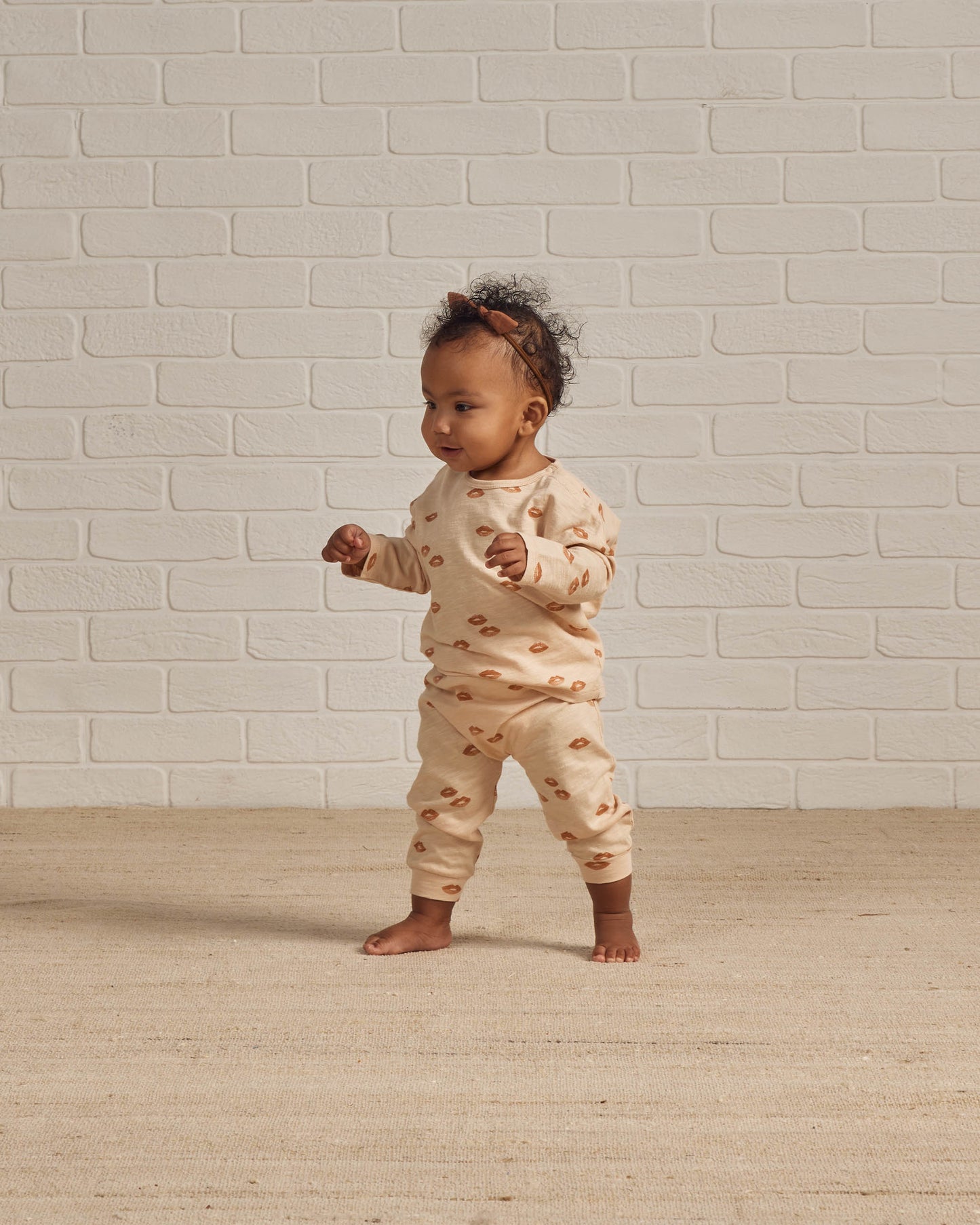 Rylee & Cru Slouch Pant, Lips