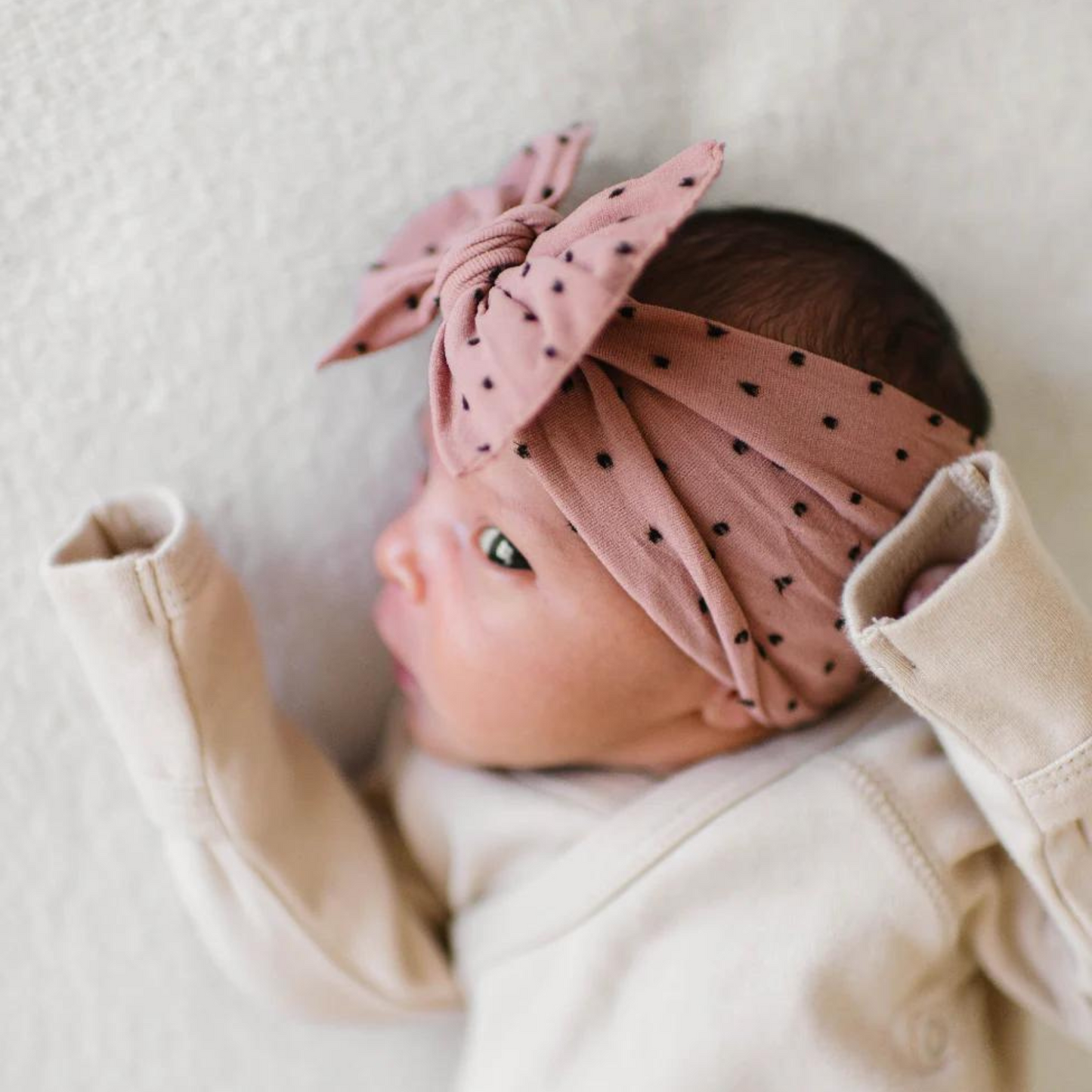 Knot Bow, Shabby Putty w/ Black Dots