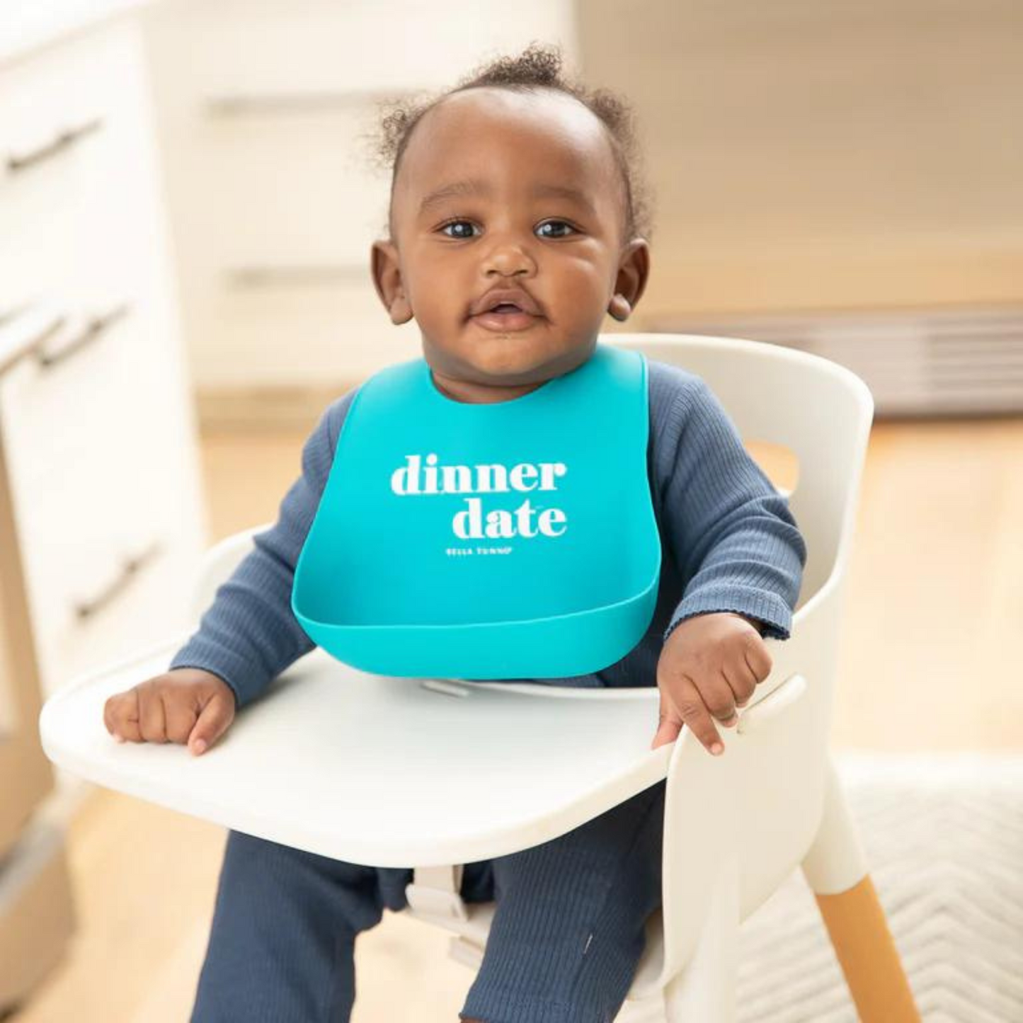 Wonder Bib, Dinner Date