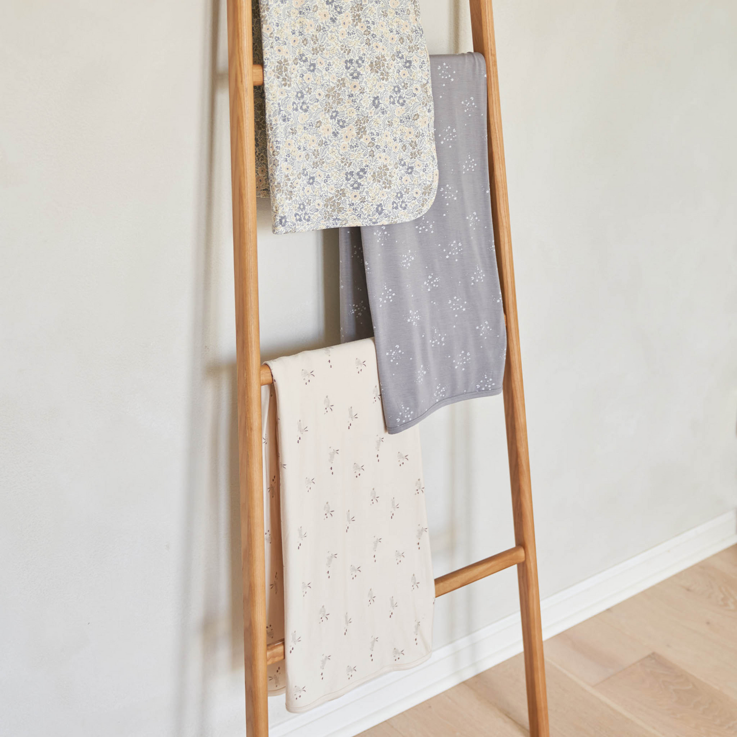 Bamboo Swaddle, Bunnies