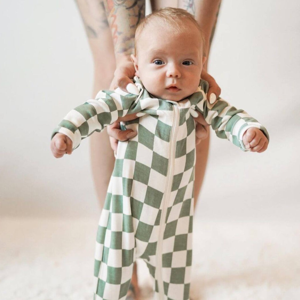 Matcha Milkshake Checkerboard / Organic Zip Footie
