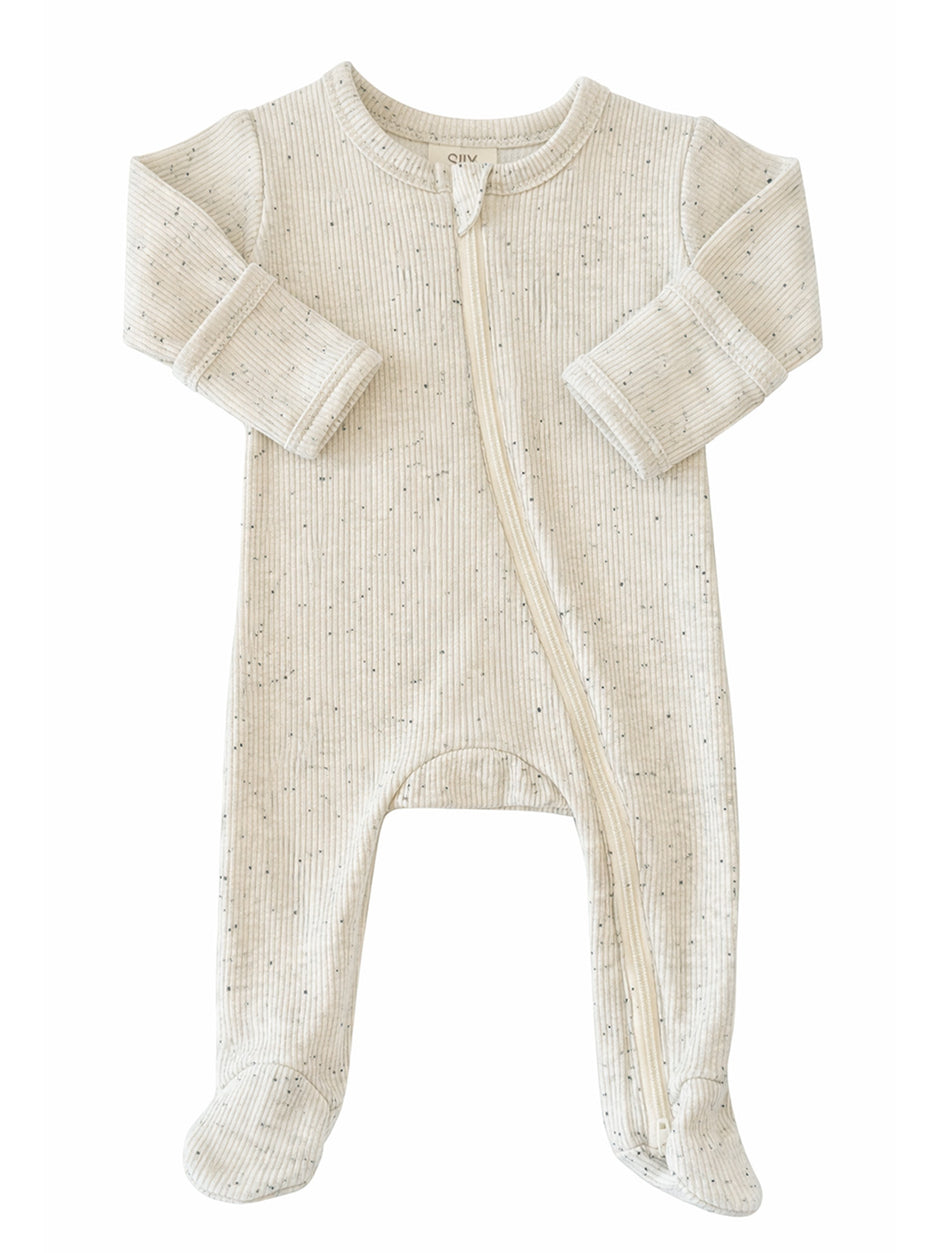 files/cream-speckle-footie.jpg