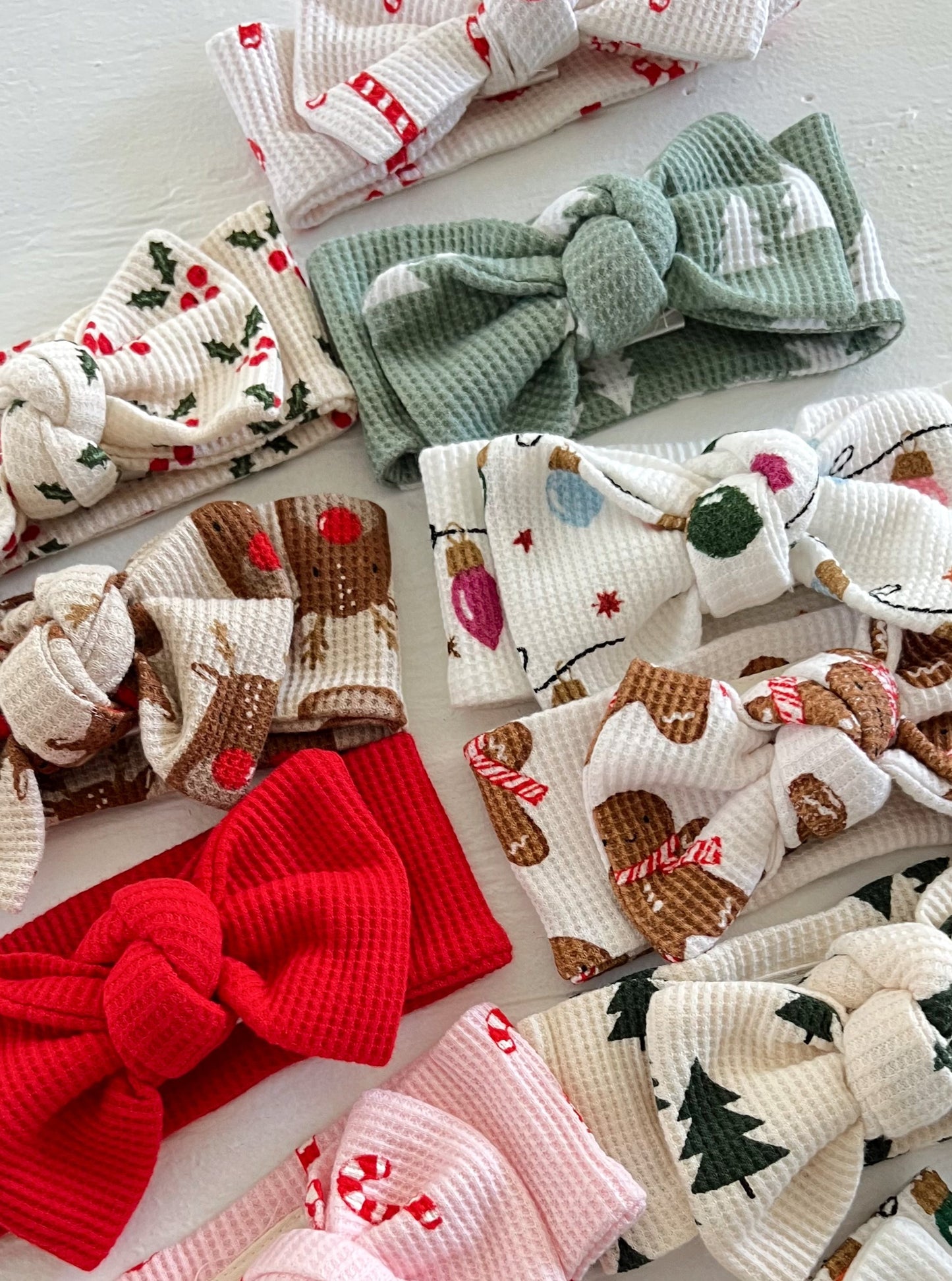 Organic Waffle Knotted Gown & Bow Set, Gingerbread Man