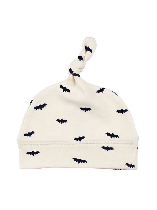Knotted Beanie, Bats