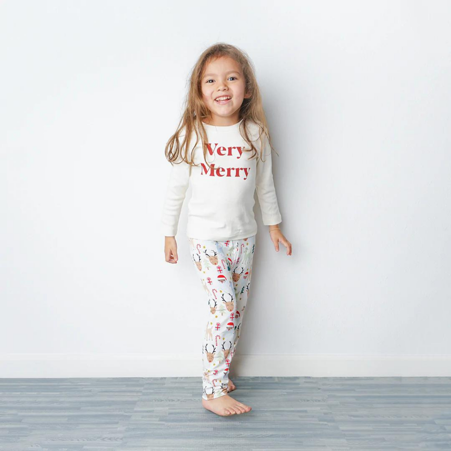 Long Sleeve Graphic Tee, Very Merry