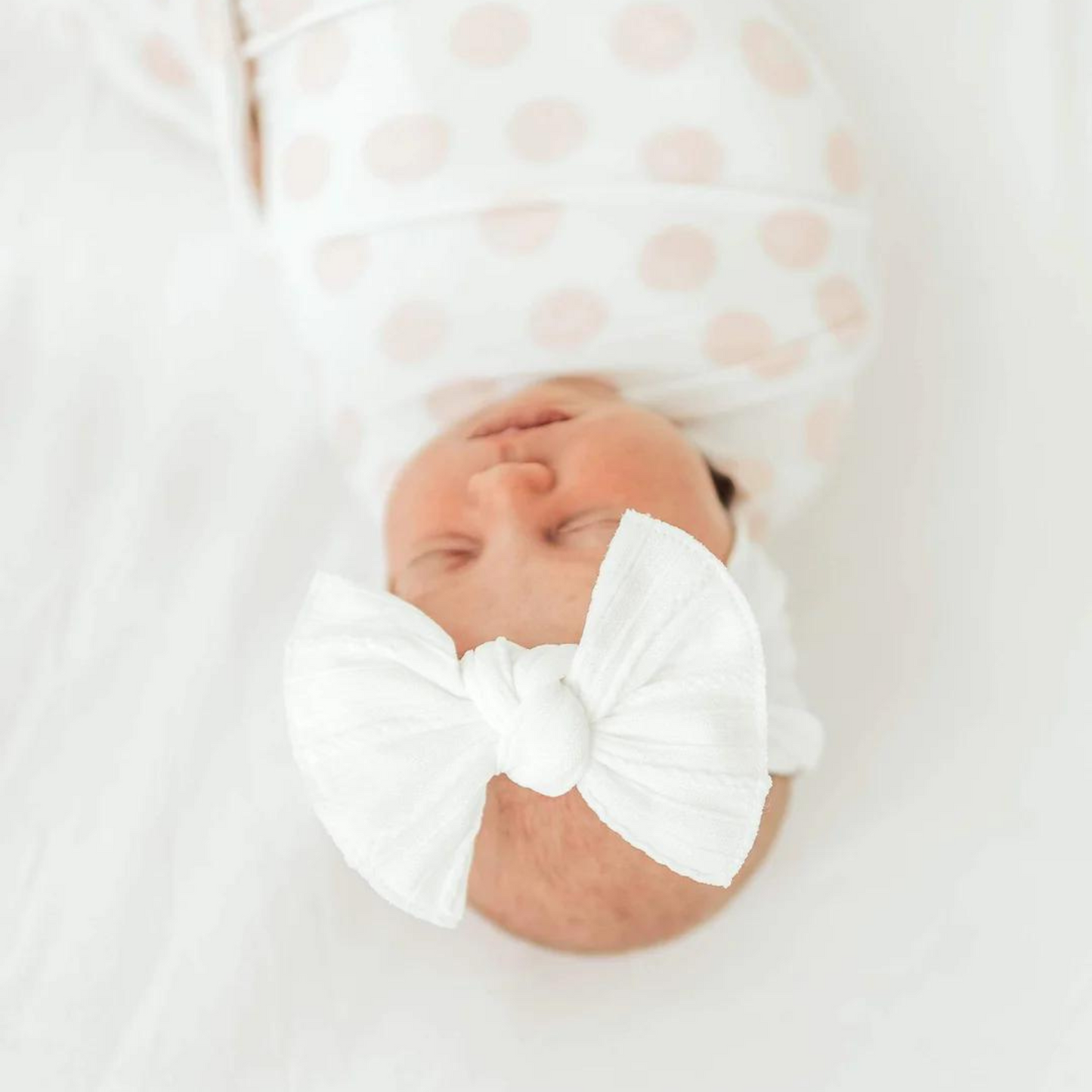 Cable Knit Knot Bow, White