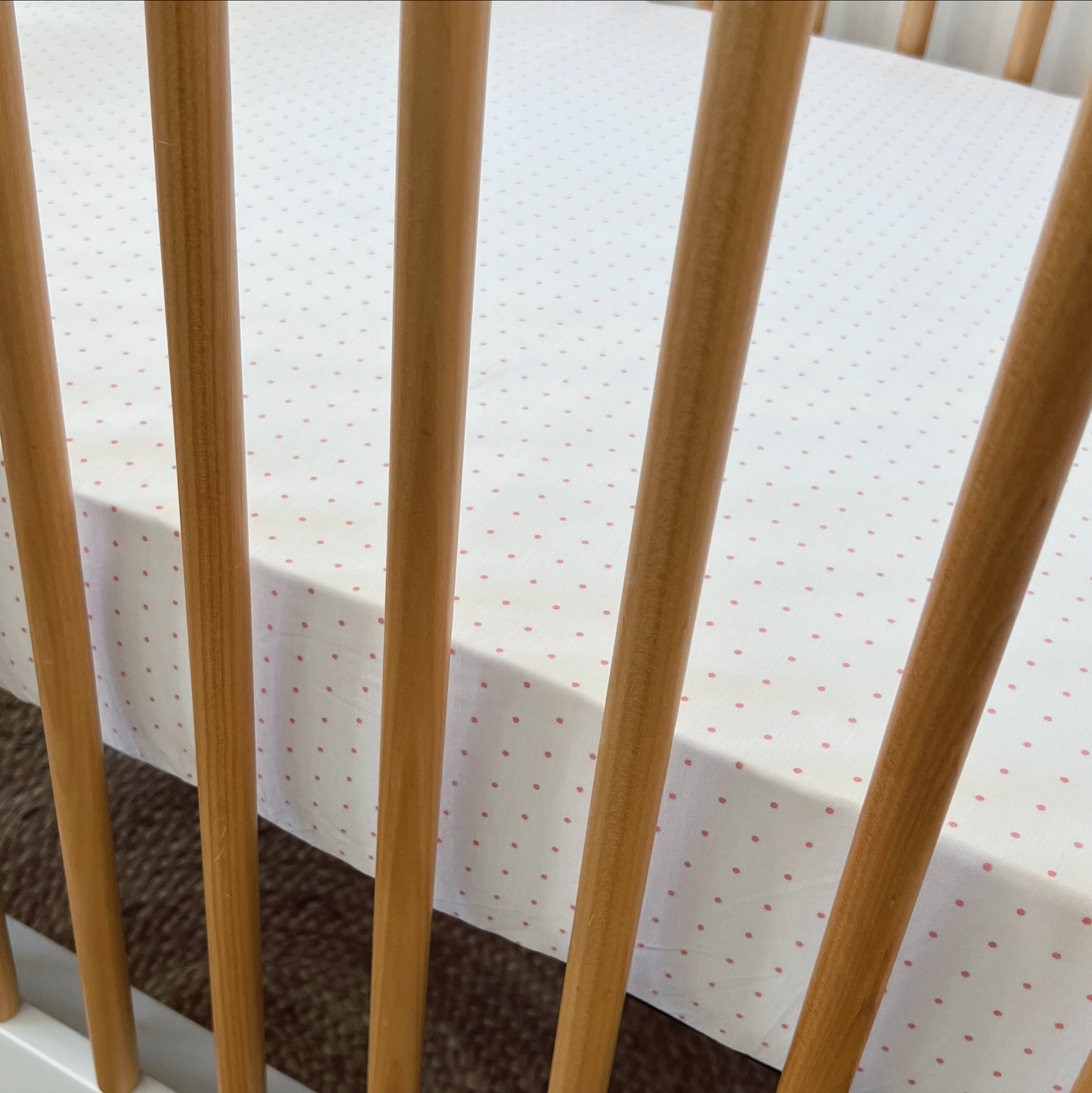 Stretch Crib Sheet, Pink Polka Dot