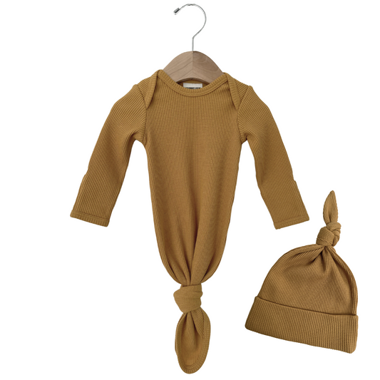 Organic Waffle Knotted Gown & Hat Set, Honey