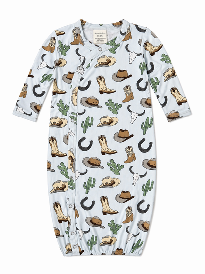Light blue baby gown with cowboy boots, hats, cacti, and Western-themed designs. Suitable for 0-3 months.