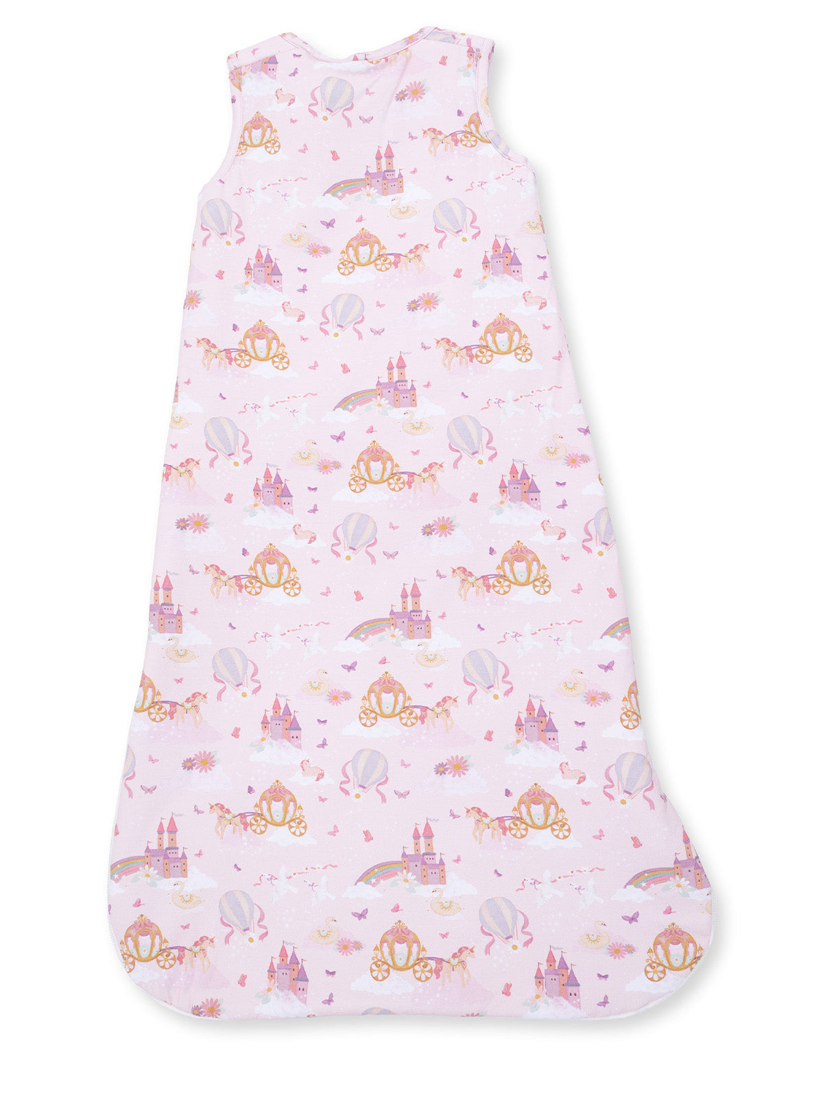 Pink sleeping bag with whimsical patterns of castles, unicorns, and hot air balloons. Perfect for children’s bedtime.