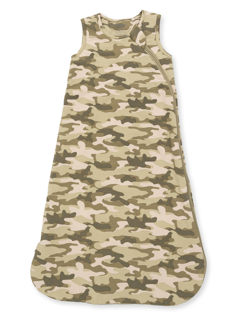Camouflage-patterned sleep sack for toddlers, featuring a sleeveless design and zip closure.