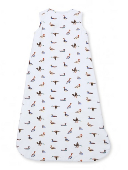 Bird-patterned sleeping sack in white, featuring diverse bird illustrations throughout the fabric.