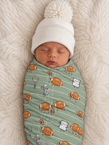 Stretch Swaddle, Footballs Playing Football