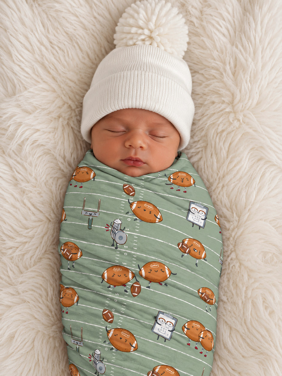 Stretch Swaddle, Footballs Playing Football