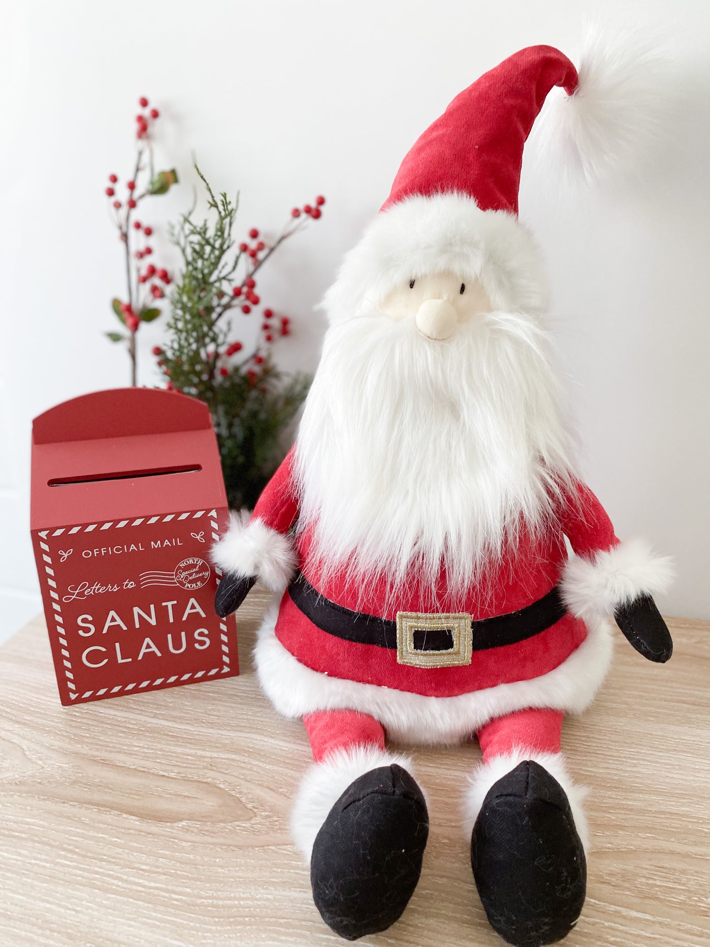 Santa Claus Shelf Sitter, Red