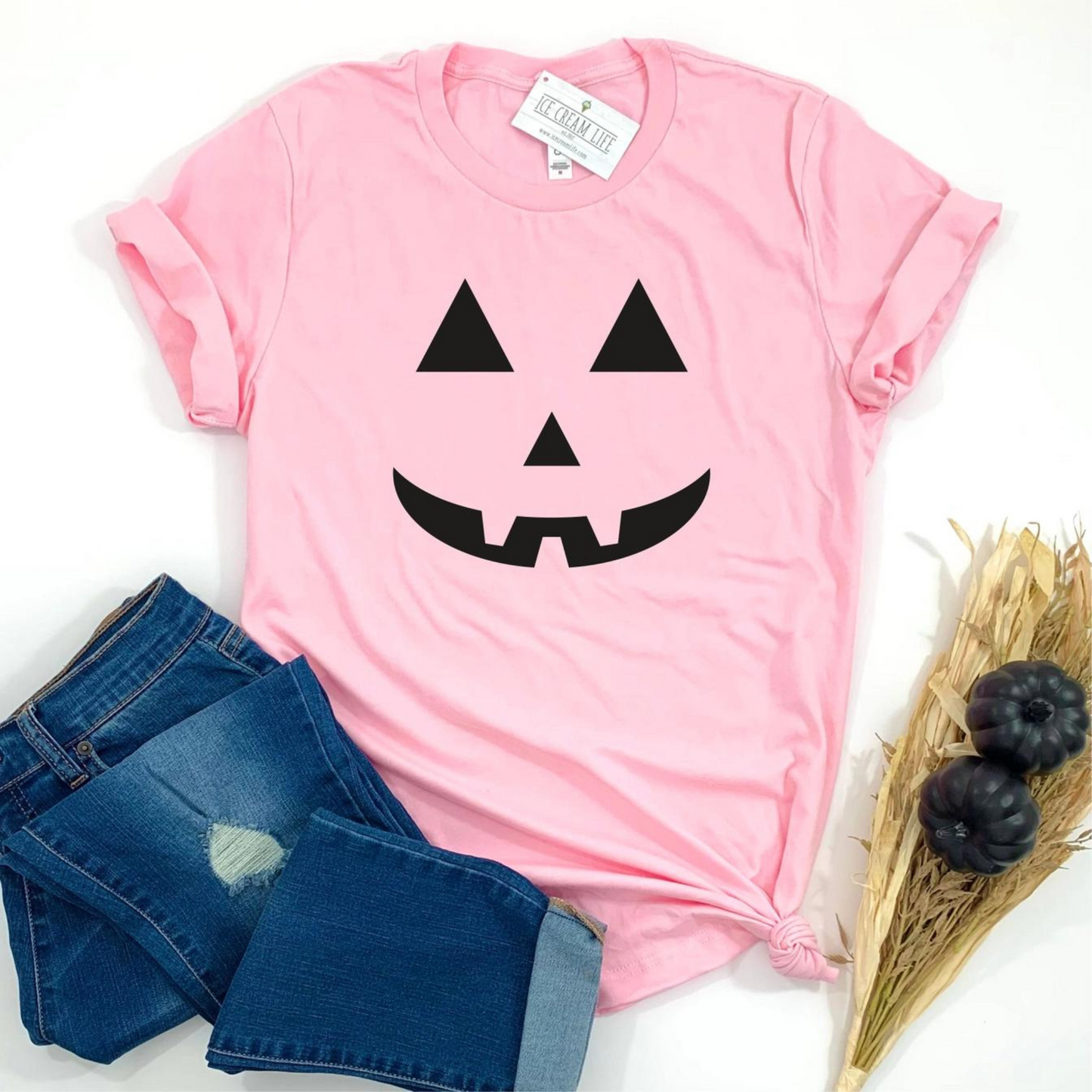 Jack-O-Lantern Halloween Pumpkin Women's Graphic Tee, Pink