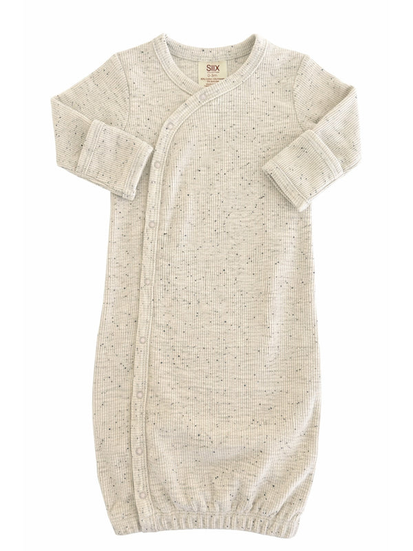 Light gray ribbed baby gown with long sleeves and buttons, perfect for newborns and infants. Soft and cozy fabric.