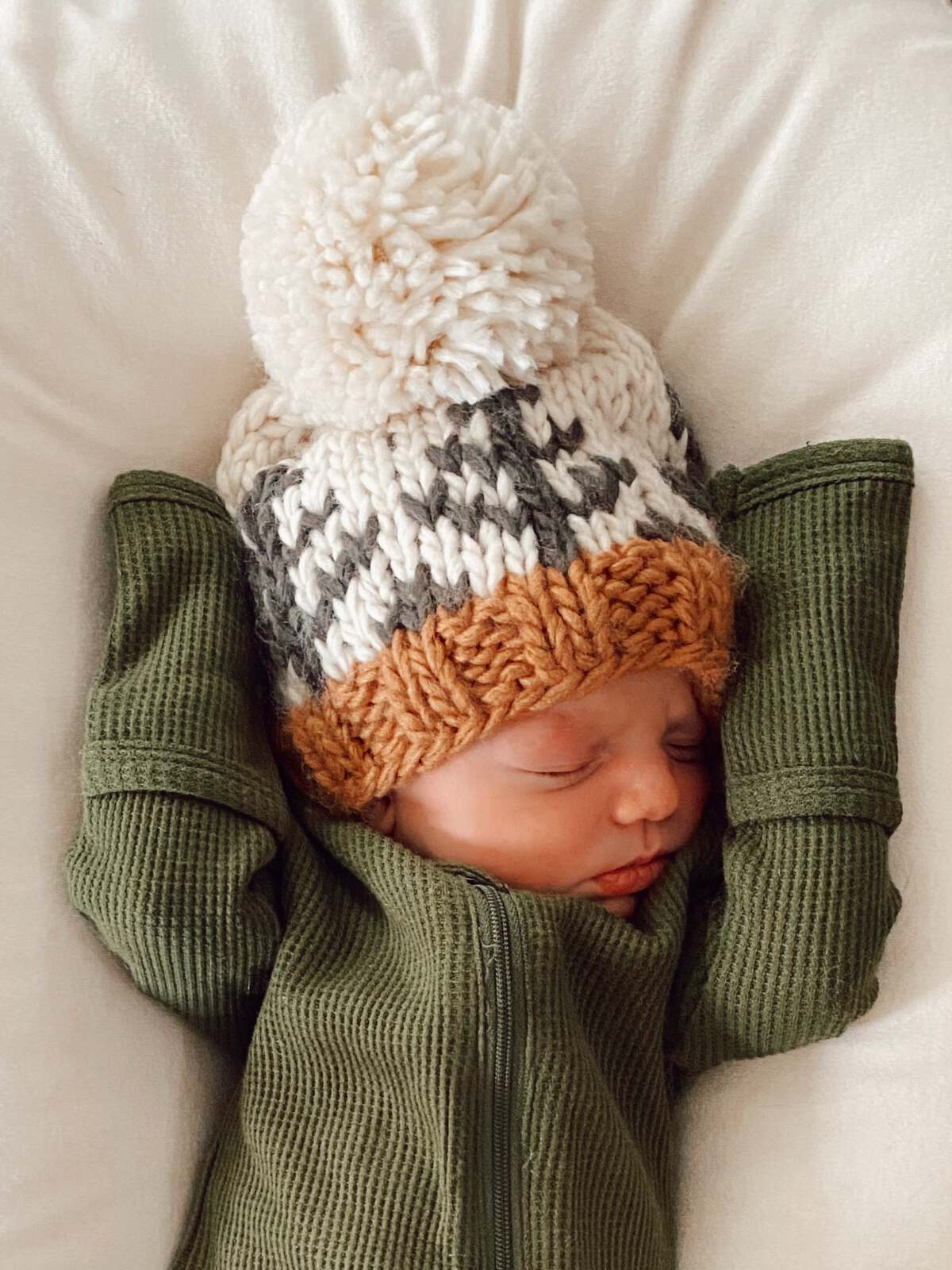 Baby boy knit hat online