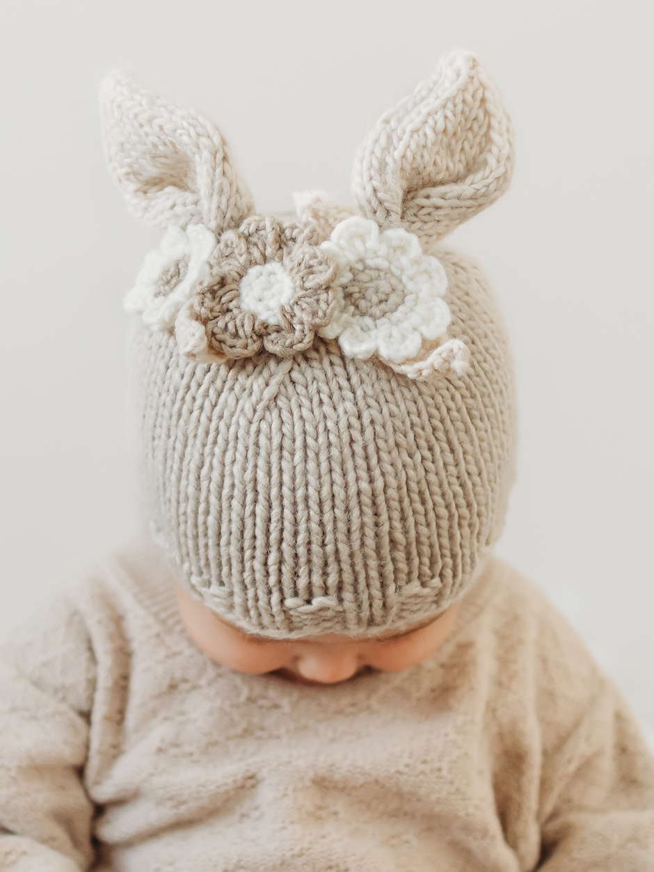 files/knit-baby-bunny-hat-beanie-oatmeal-flower-2.png