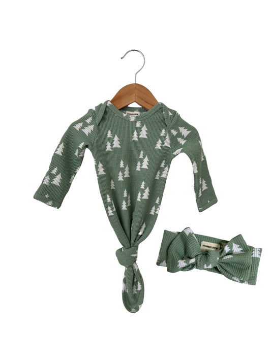 Organic Waffle Knotted Gown & Bow Set, Alpine Trees