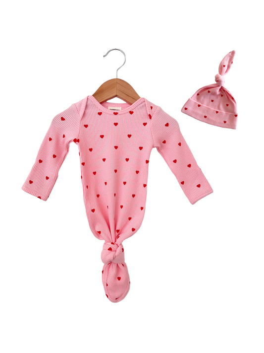 Organic Waffle Knotted Gown & Hat Set, Little Red Heart (on Pink)