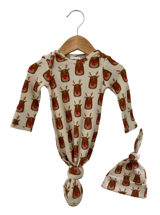 Organic Waffle Knotted Gown & Hat Set, Reindeer