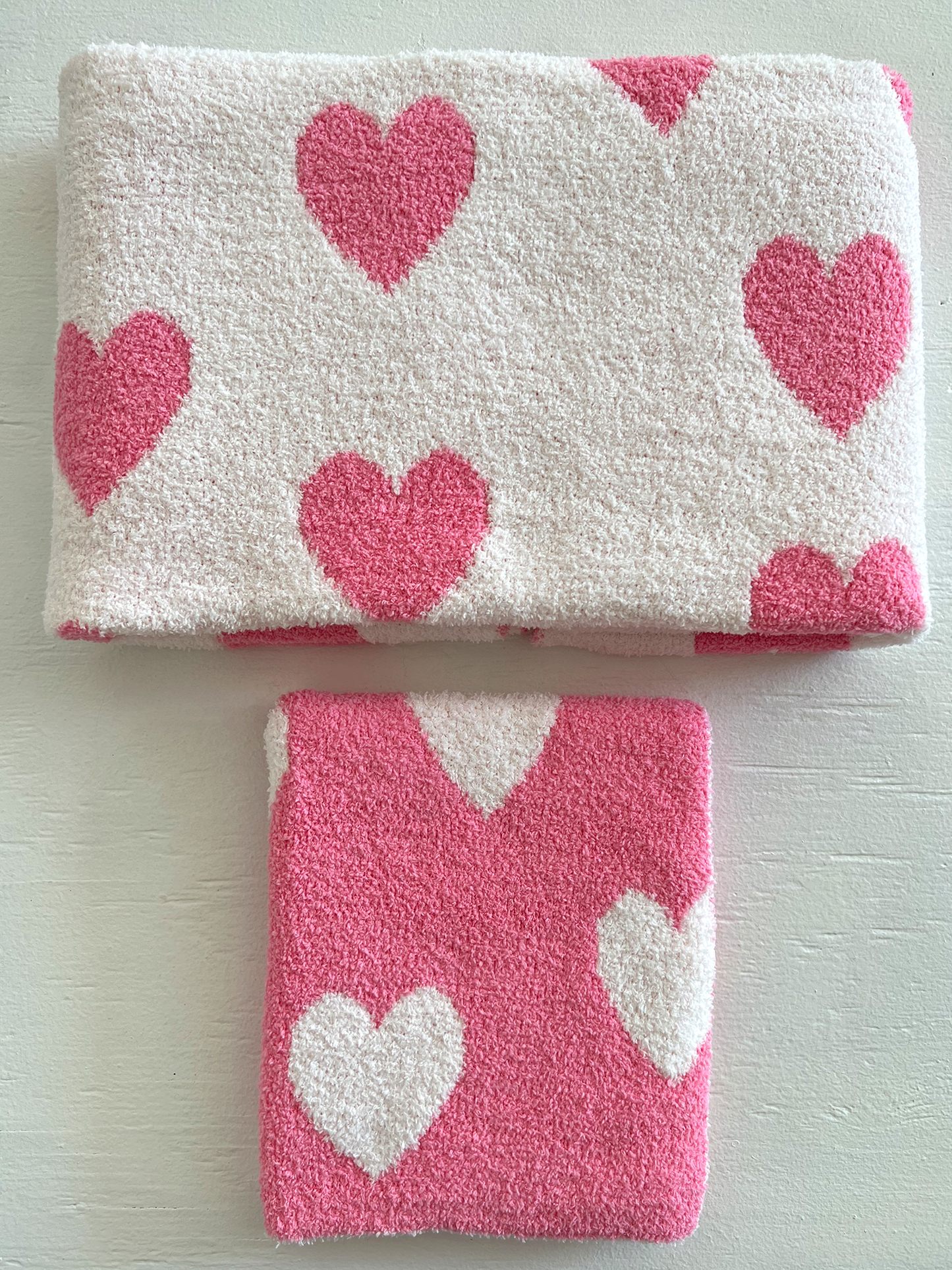 Phufy™ Bliss Blanket, Pink Heart