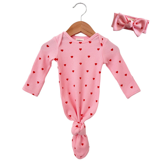 Organic Waffle Knotted Gown & Bow Set, Little Red Heart (on Pink)