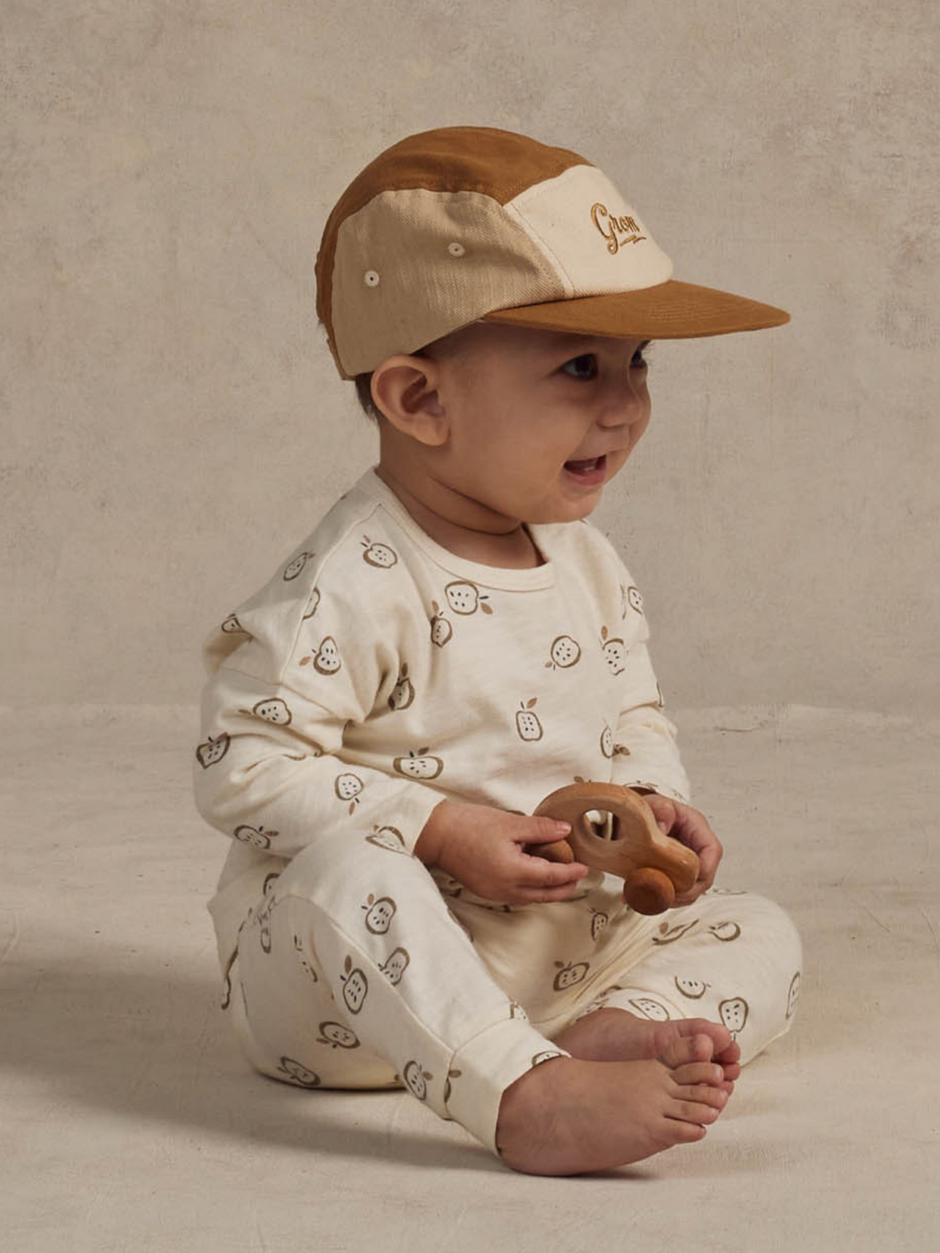 files/rylee-_-cru-long-sleeve-tee-apples-2-a.png