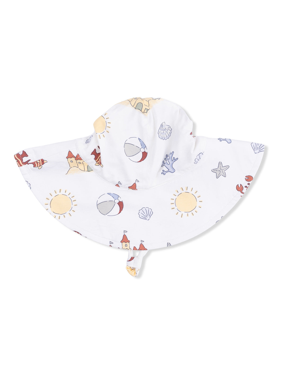 White sun hat with beach-themed prints, including suns, seashells, and sandcastles. Ideal for sunny day protection.
