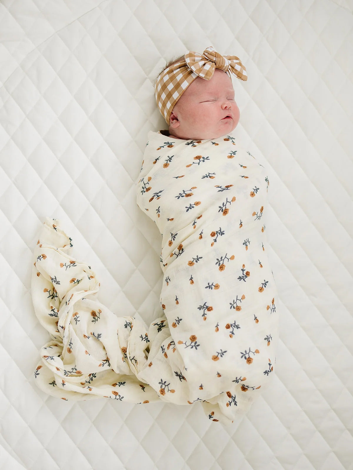 Muslin Swaddle, Cream Floral