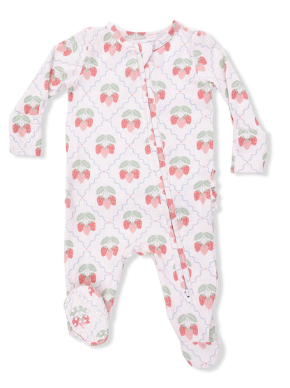 Baby onesie with strawberry pattern and matching footed design in soft, breathable fabric. Ideal for comfort and style.