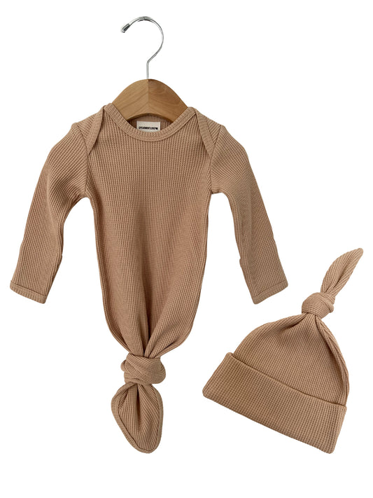 Organic Waffle Knotted Gown & Hat Set, Tan