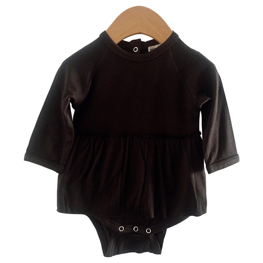 SpearmintLOVE’s baby Long Sleeve Skirted Bodysuit, Black