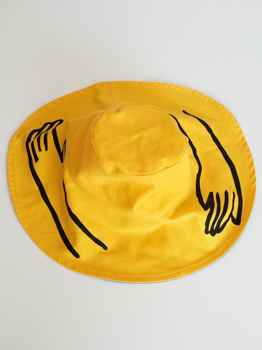 SpearmintLOVE’s baby Wolf & Rita Hat Mains Yellow
