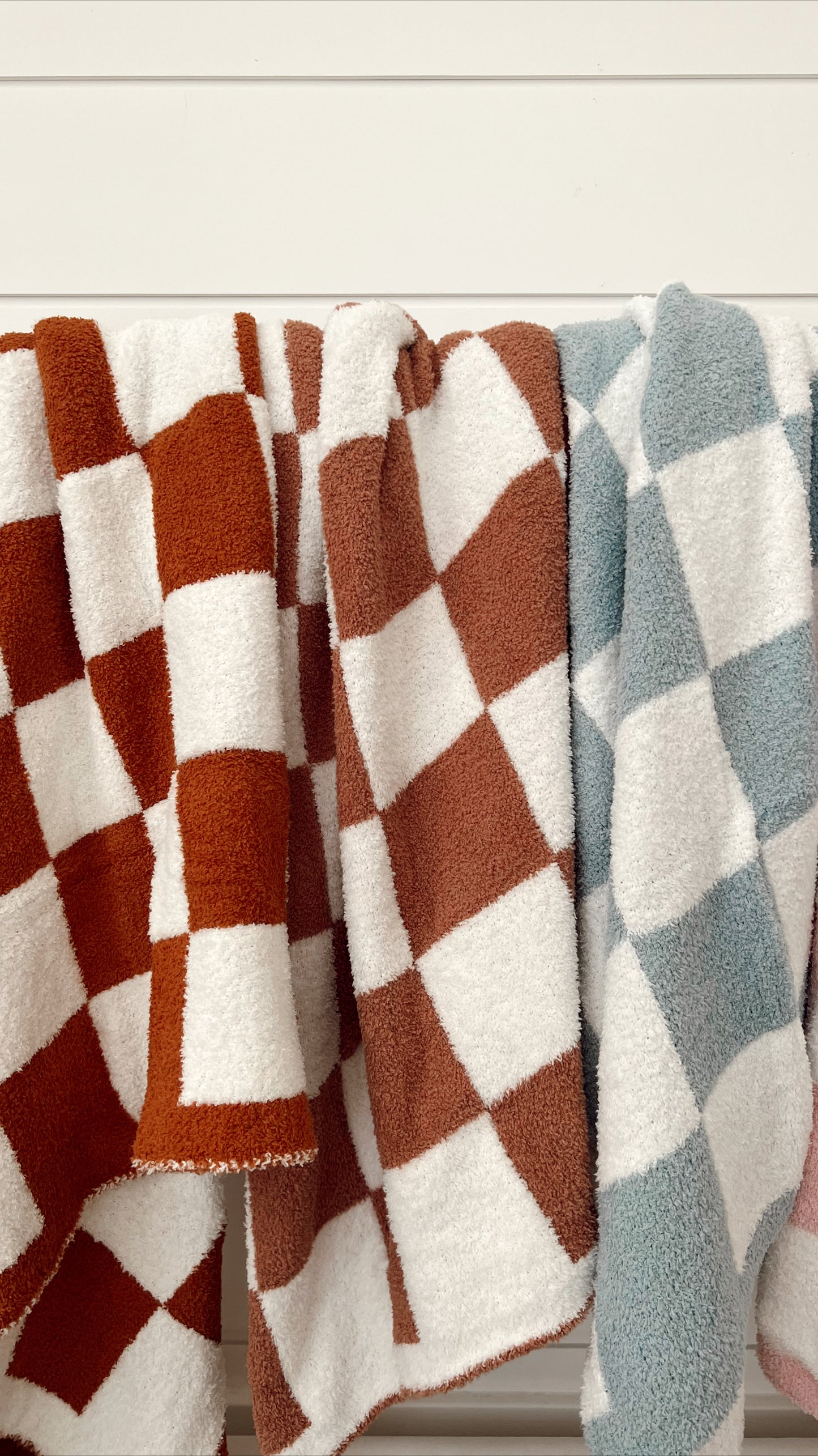 PhufyBliss™ Checker Blanket, Powder