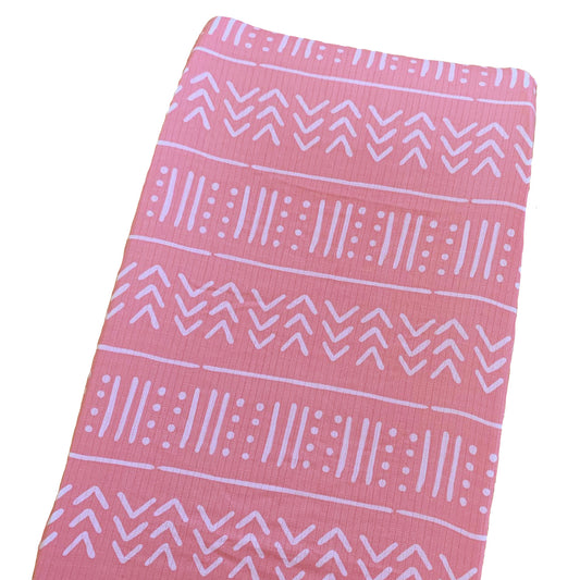 SpearmintLOVE’s baby Muslin Changing Pad Cover, Pink/White Mudcloth