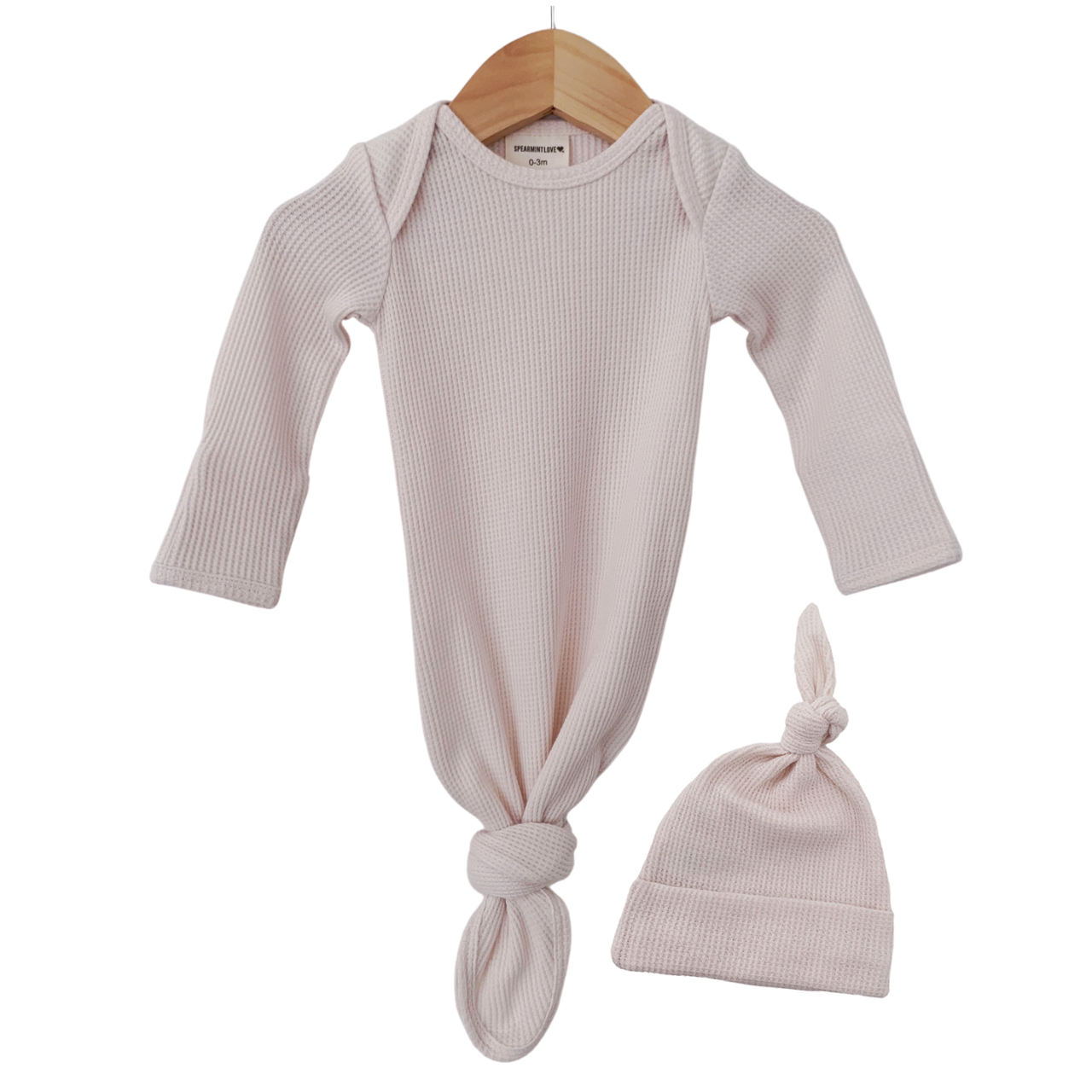 SpearmintLOVE’s baby Organic Waffle Knotted Gown & Hat, Snow
